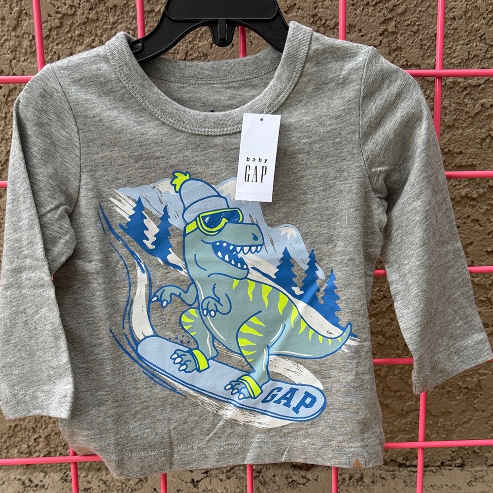 New GAP Gray Long Sleeve with Dinosaur Graphic Cotton Shirt - Picture 1 of 4